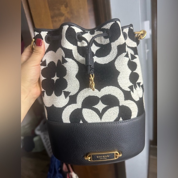 Kate spade Cenille bucket bag - Picture 3 of 4